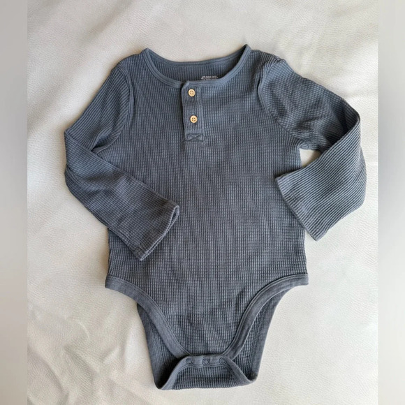 Bundle of boy shirts h&m, cotton on, and little co. - Picture 11 of 14